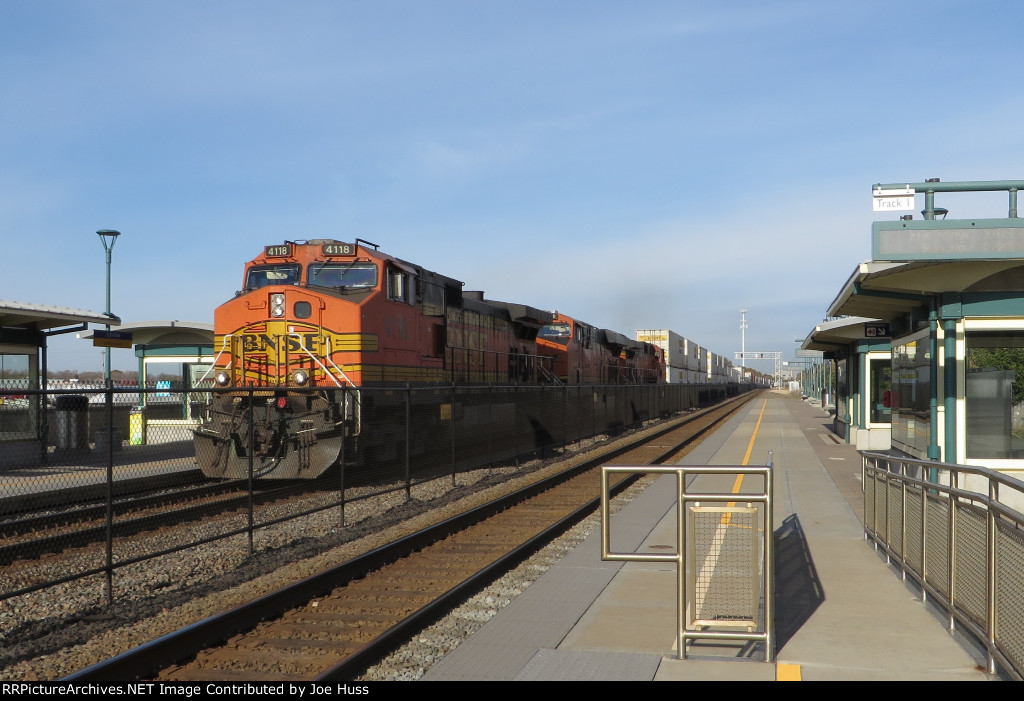 BNSF 4118 East